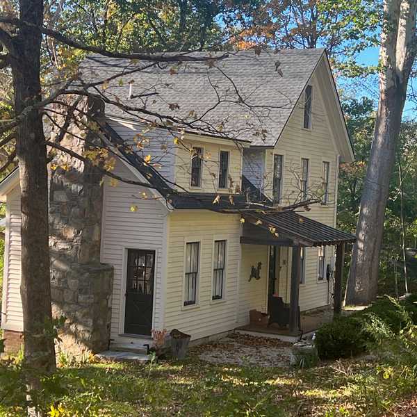 Falls Village home prices hold steady as sales rise