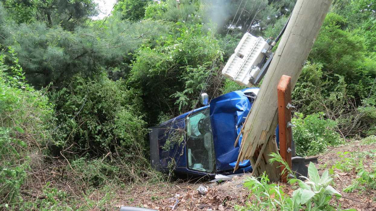 Early morning crash sends car into ditch, disrupts traffic on Rt. 341 in Kent