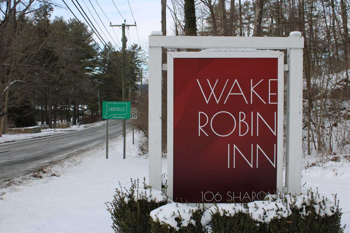 Judge throws out zoning challenge tied to Wake Robin Inn expansion