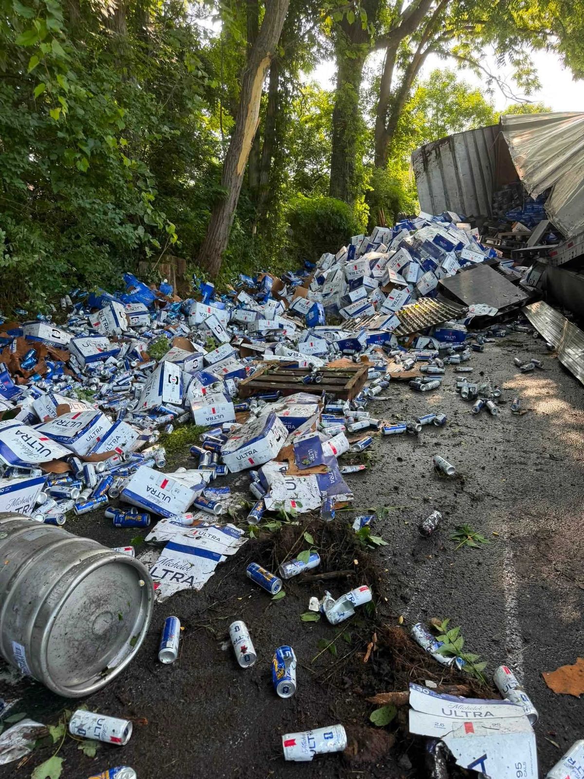 Truck driver issued speeding ticket after sending beer all over Route 44 in Salisbury