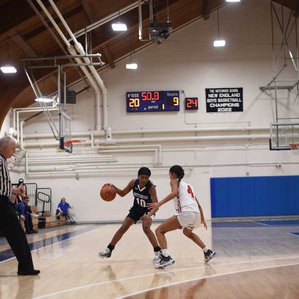 Hotchkiss girls cruise to 61-37 win over Kingswood