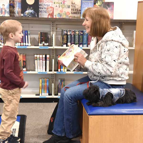 Tail-wagging fun at Kent Library