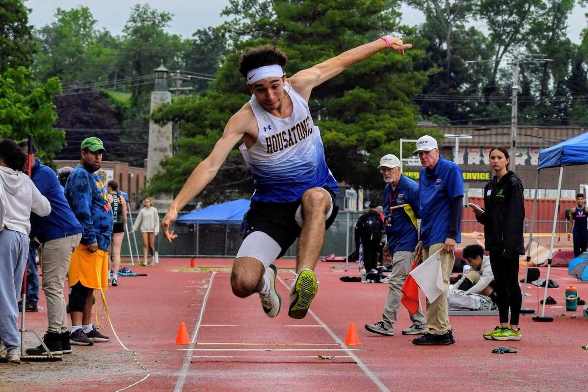 HVRHS triple jumper places 9th in New England