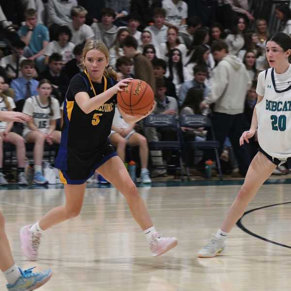 Lakeview hosts Housatonic for rivalry night