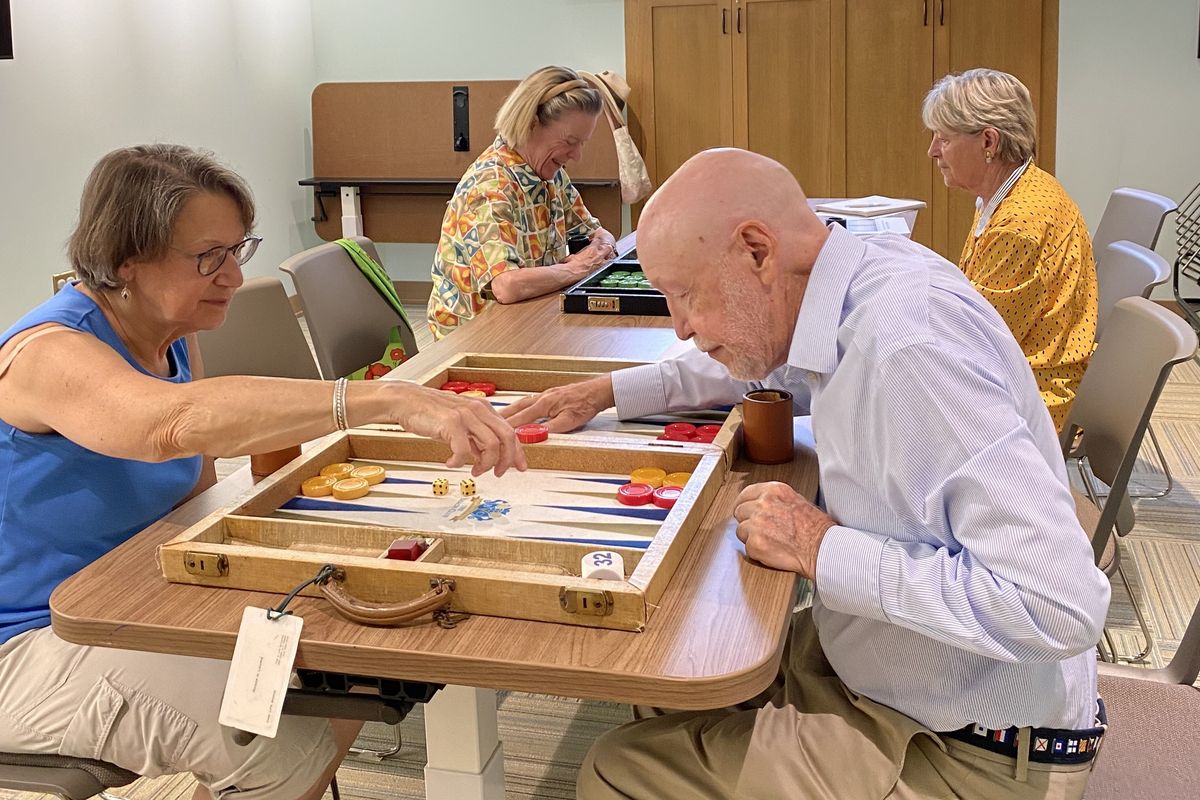 Backgammon series begins at Hotchkiss Library of Sharon