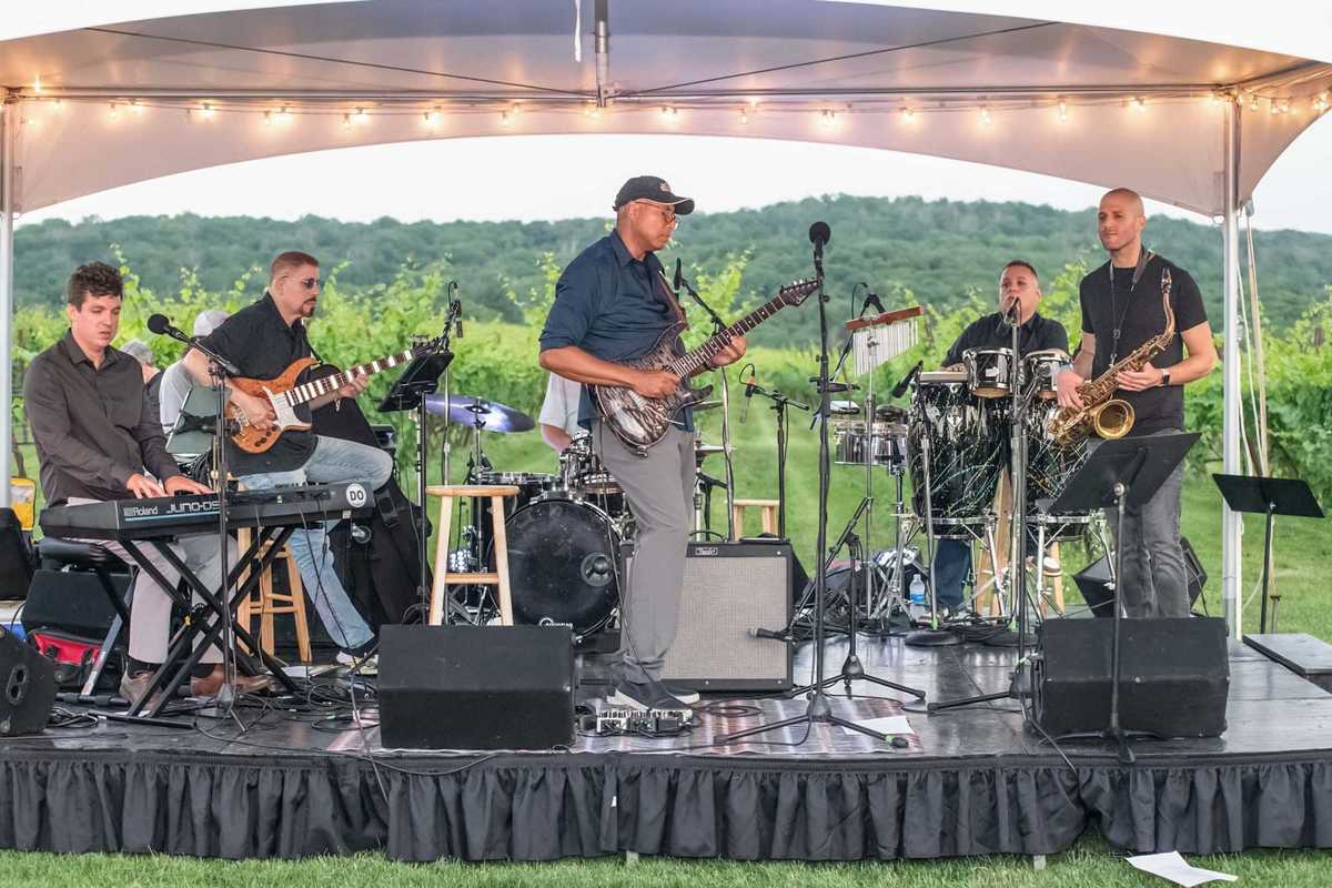 Baseball, wine and jazz at Millbrook Winery