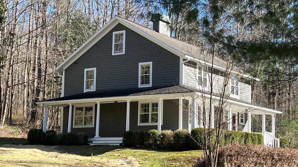 Cornwall median home price dips to $880K