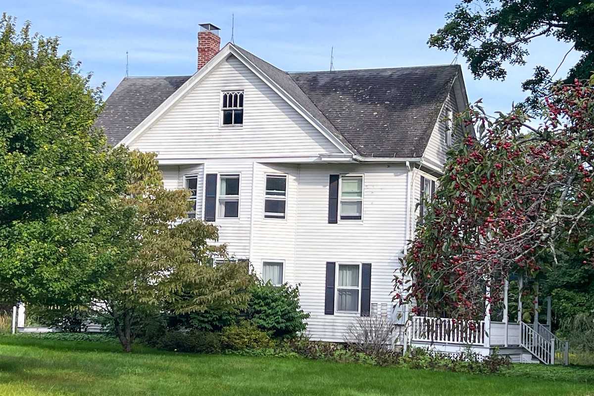 Cornwall home prices dip, sales volume remains steady