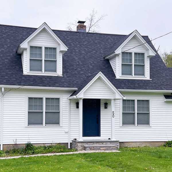 Sharon median home prices hold above $700K