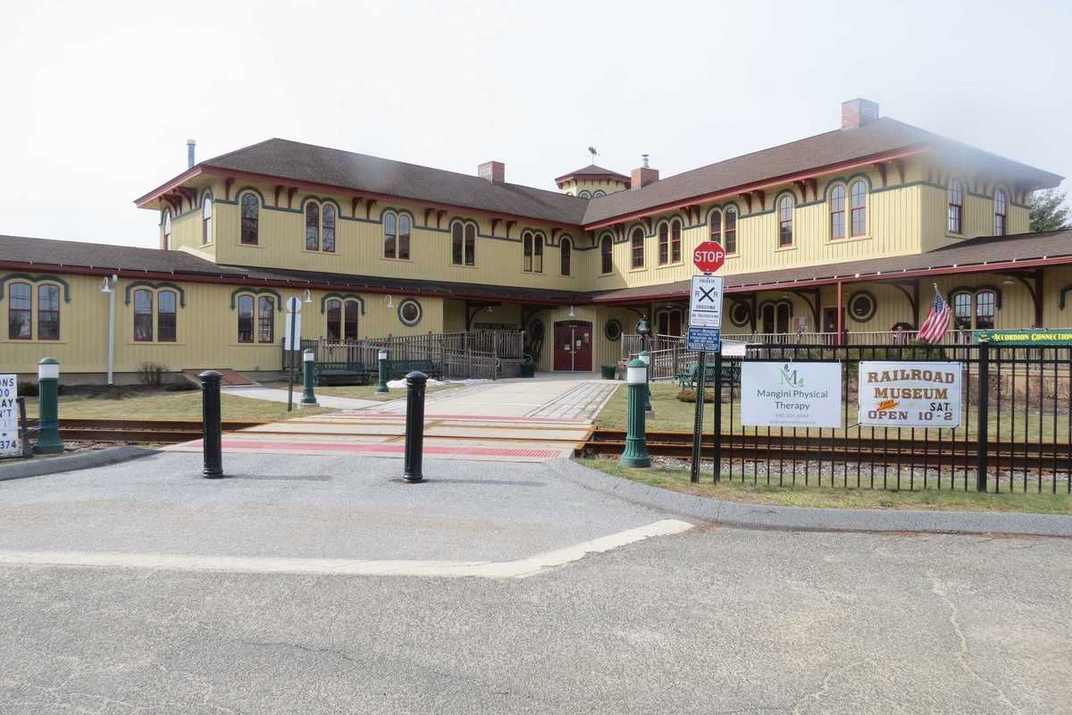 Canaan Union Station sold for $800,000, railroad use to continue