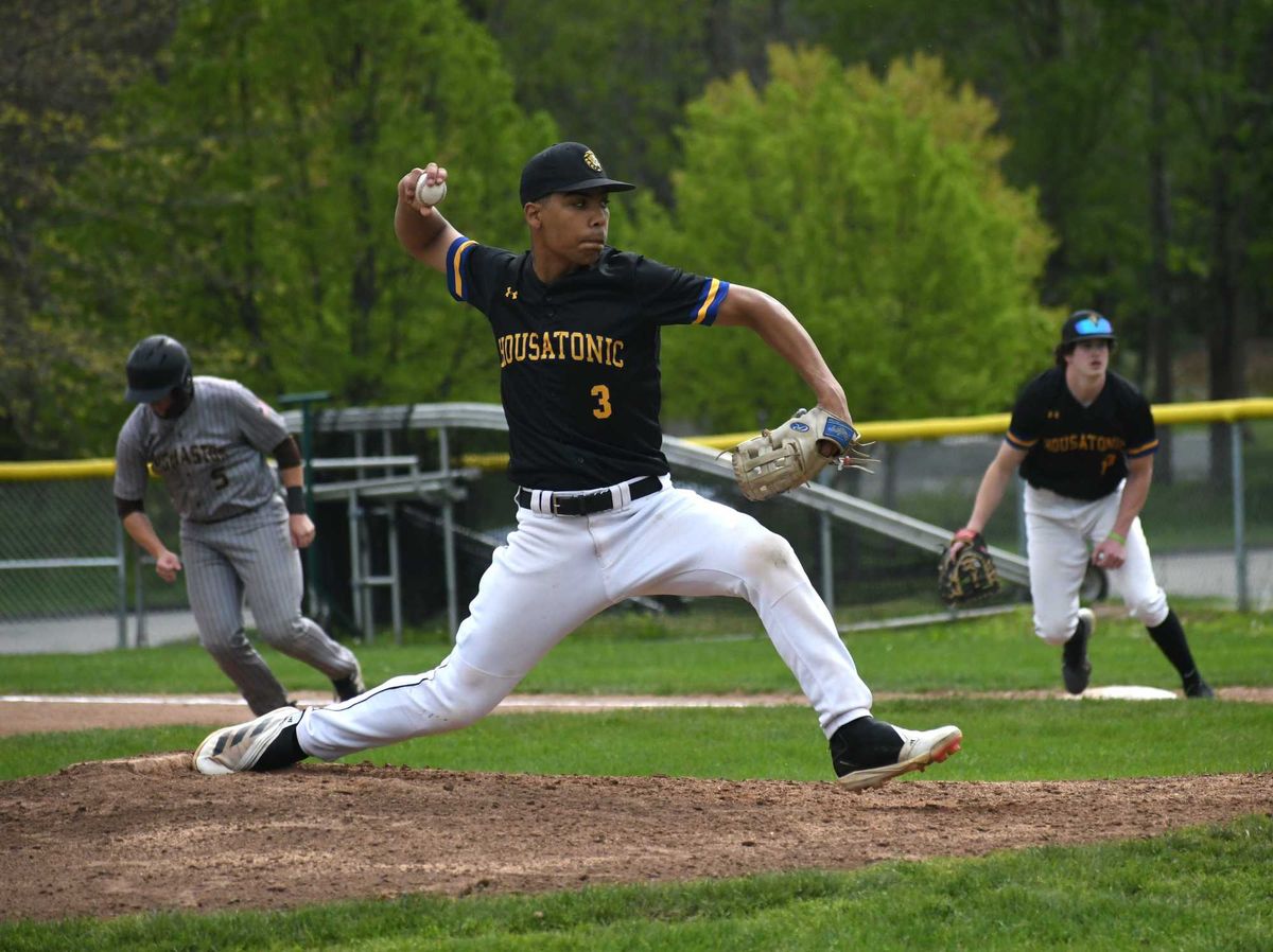 Mountaineers shut out Golden Bears 12-0