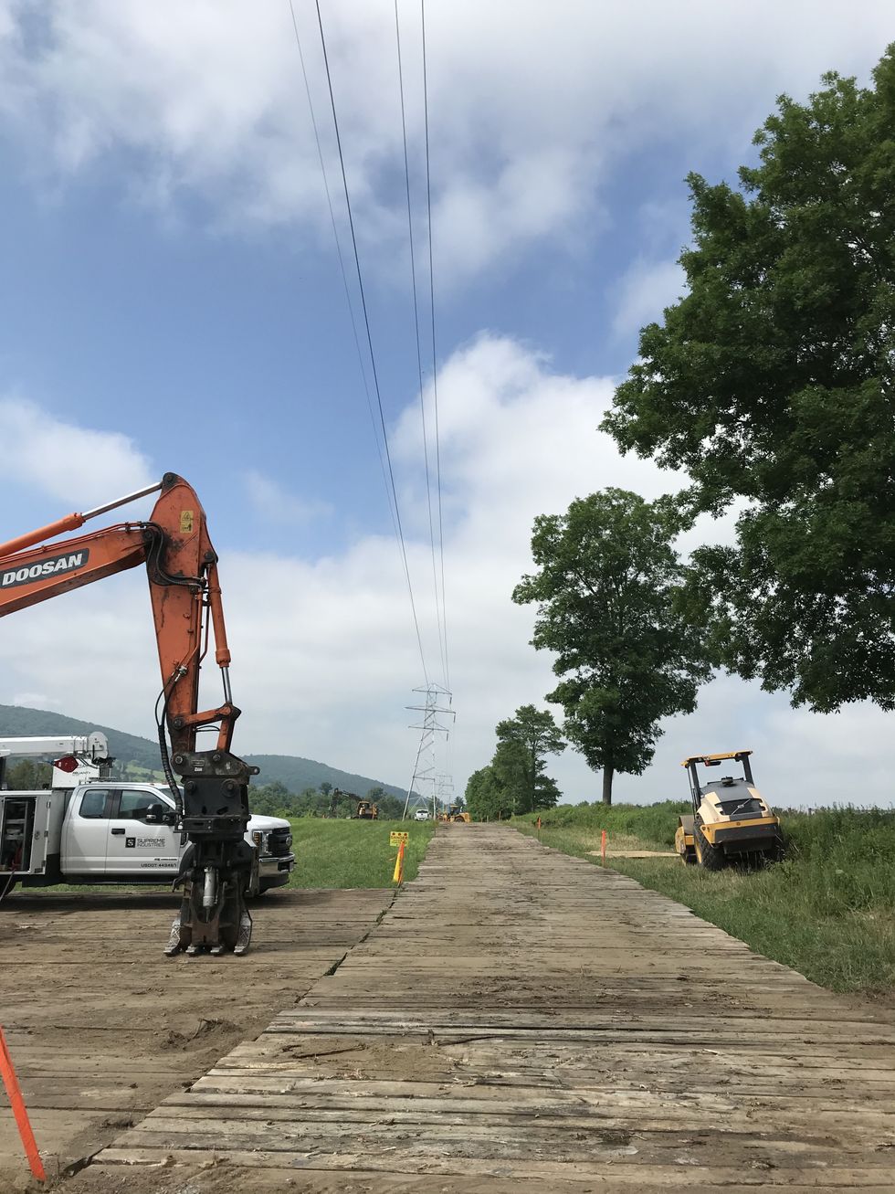 Eversource upgrades power lines, towers
