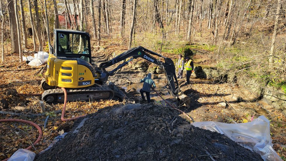 Norfolk continues spill cleanup