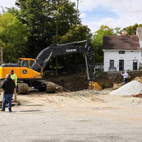 Holley Place cleanup draws complaints over fumes, notice