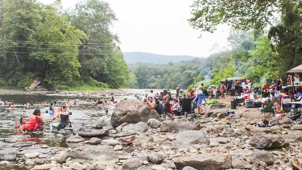 Kent swimming hole shut down for weekend due to crowds, trash
