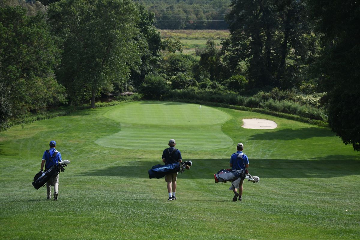 HVRHS Varsity golf swings into action