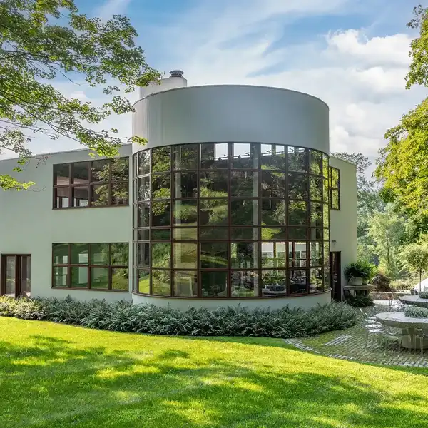 At ‘The Falls,’ accessibility meets architecture in a landmark Kent home