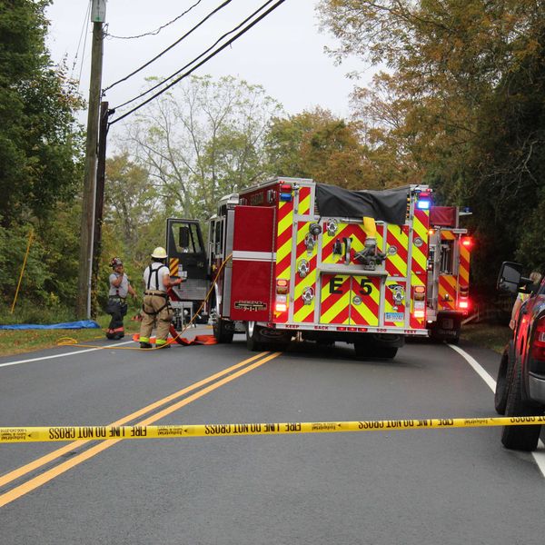 Kent School senior killed, parents hurt in car crash