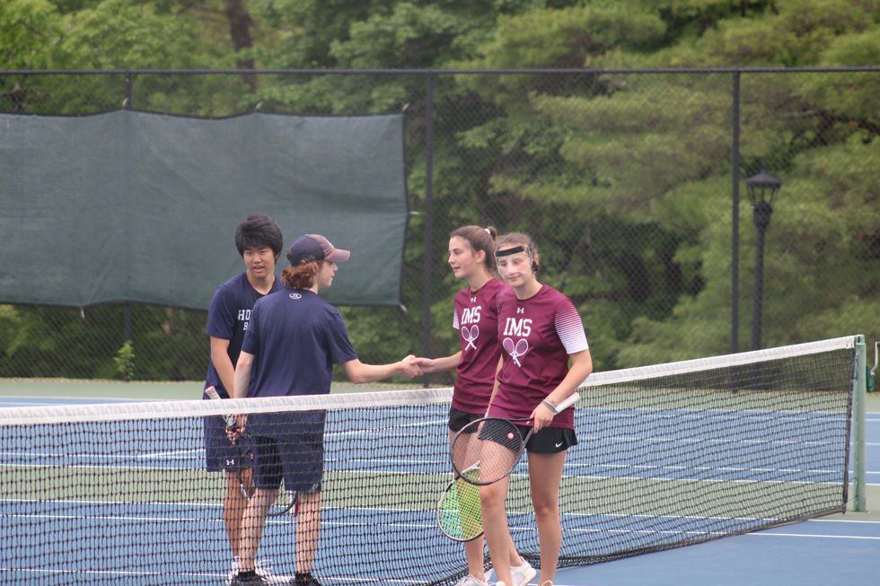 Hotchkiss defeats IMS in tennis finale