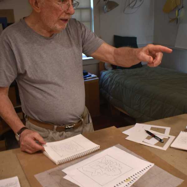 At 90, artist Robert Cronin still finds new ways to paint