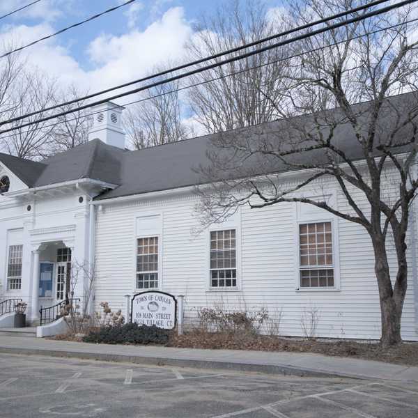 Falls Village calls early voting a burden for small towns