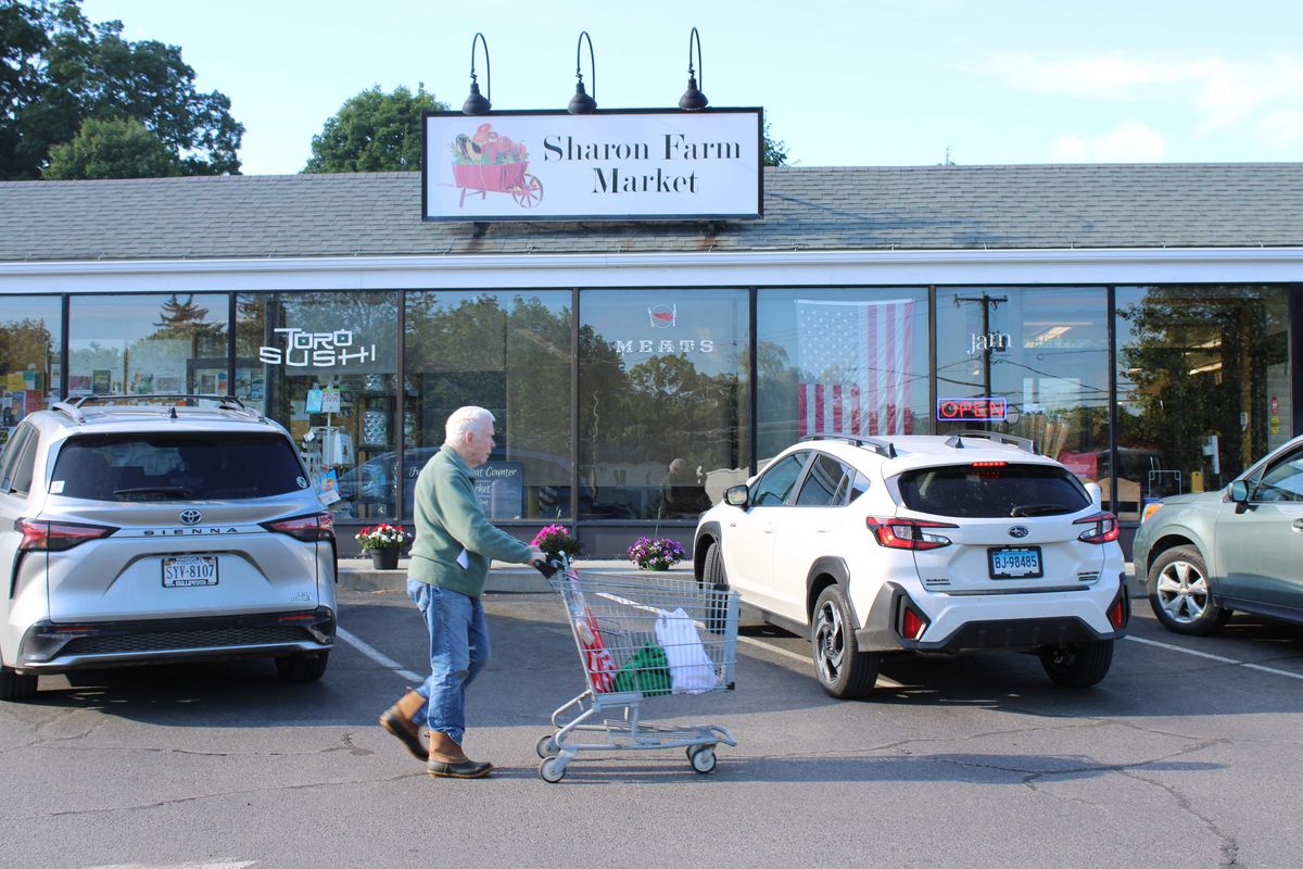 Sharon Farm Market owner says store will remain open amid closure rumors