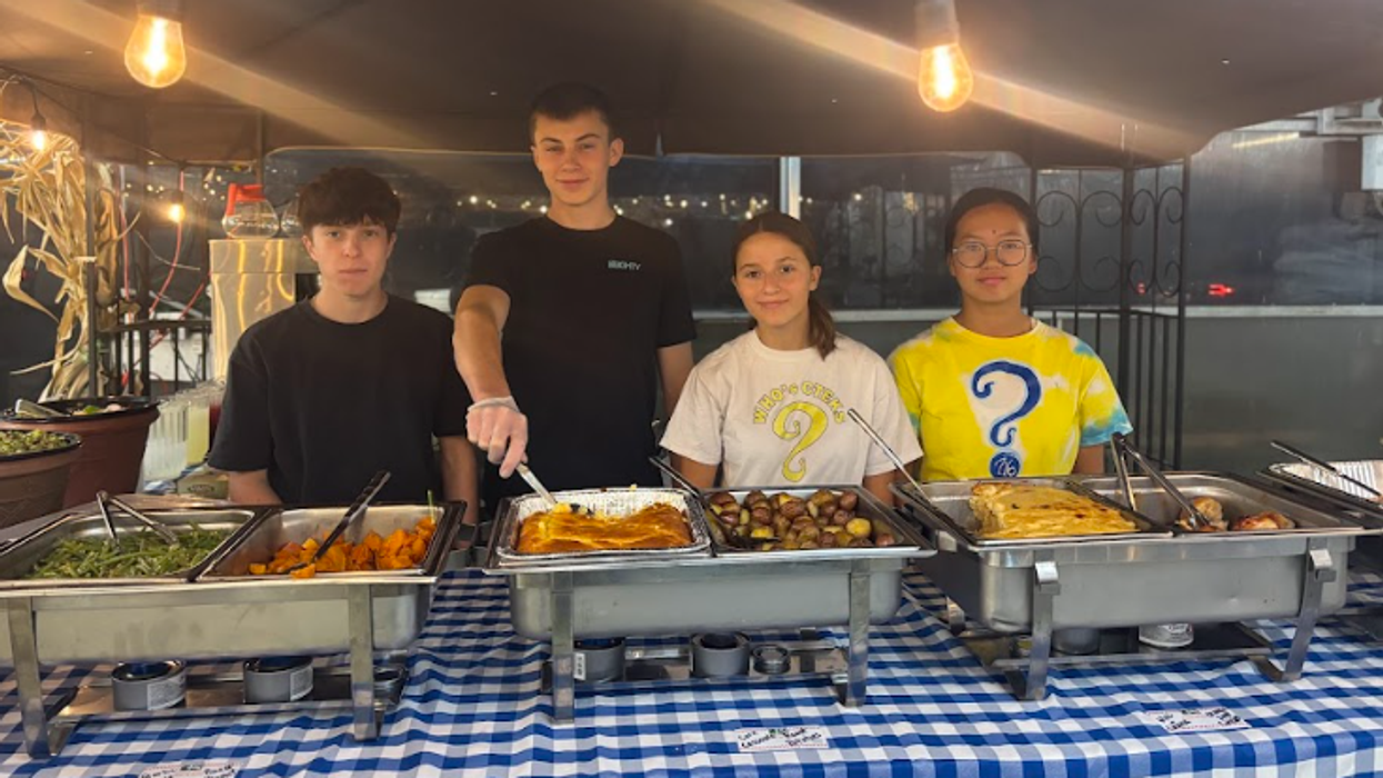 Robotics team raises $1,000 at annual dinner