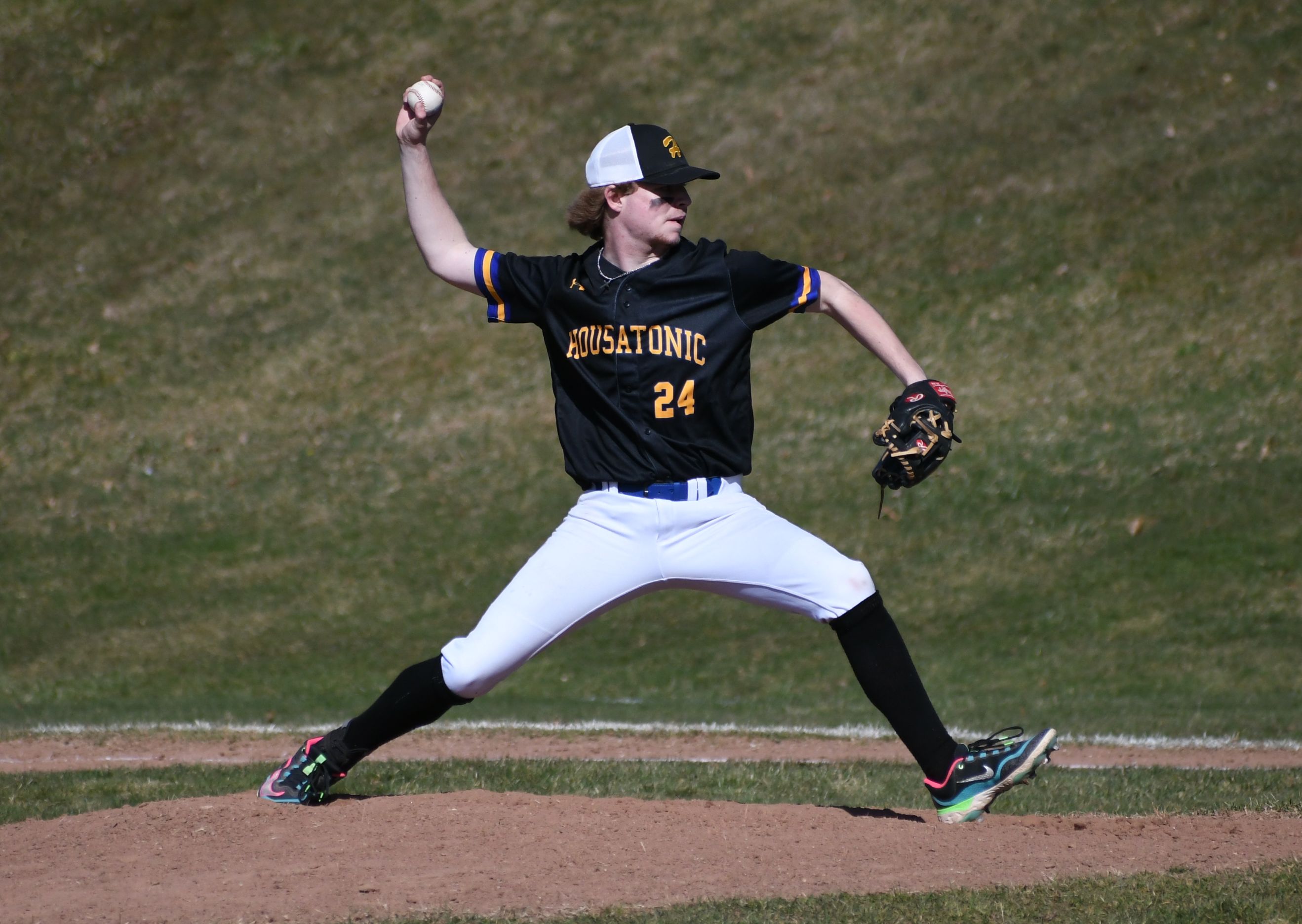 Housy baseball drops 3-2 to Northwestern