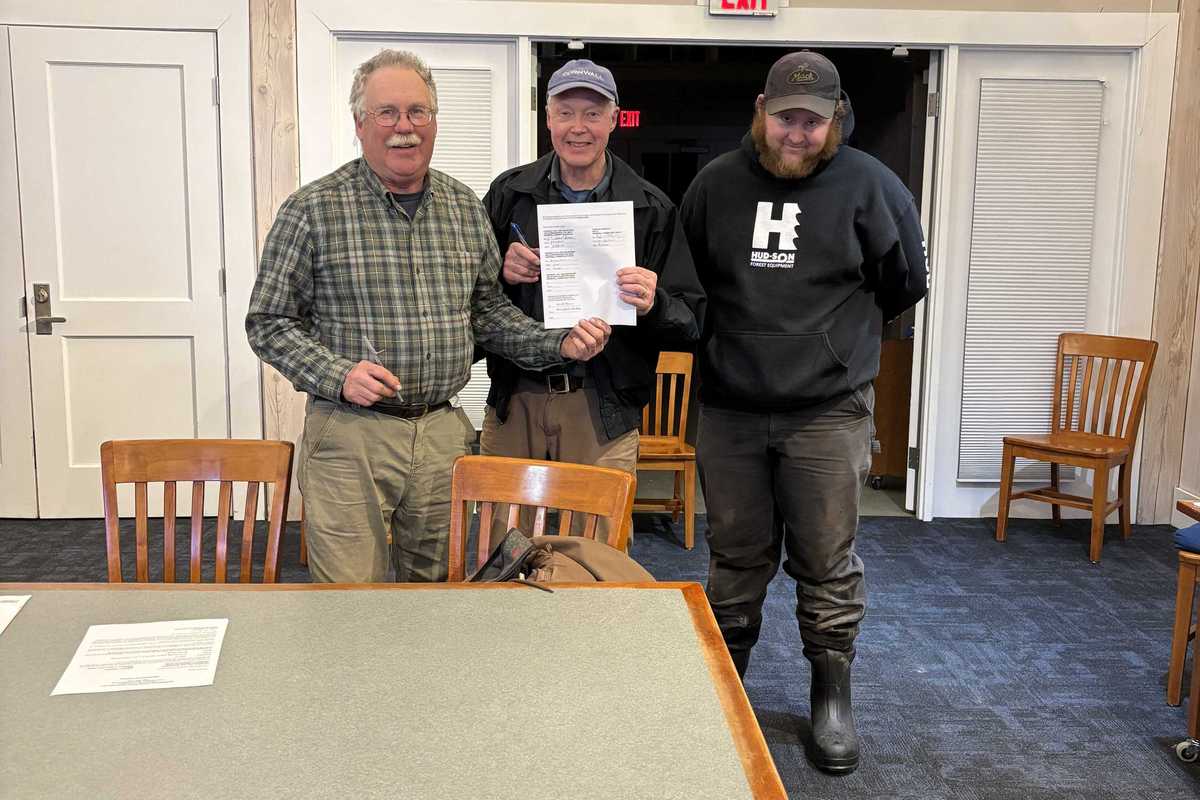 Cornwall signs contract for new fire trucks