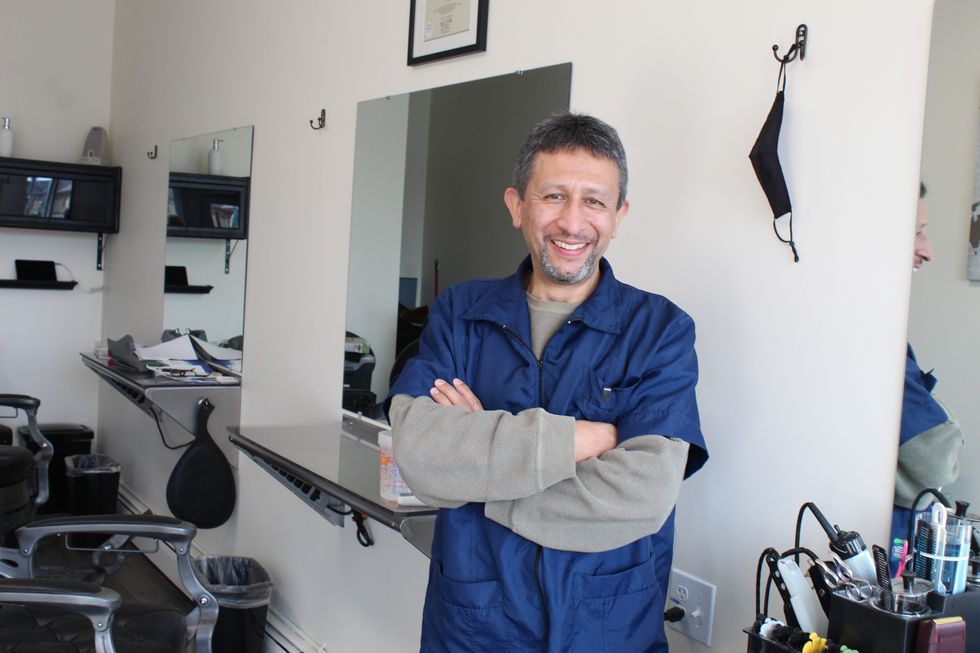 A new barber shop for men in North Canaan