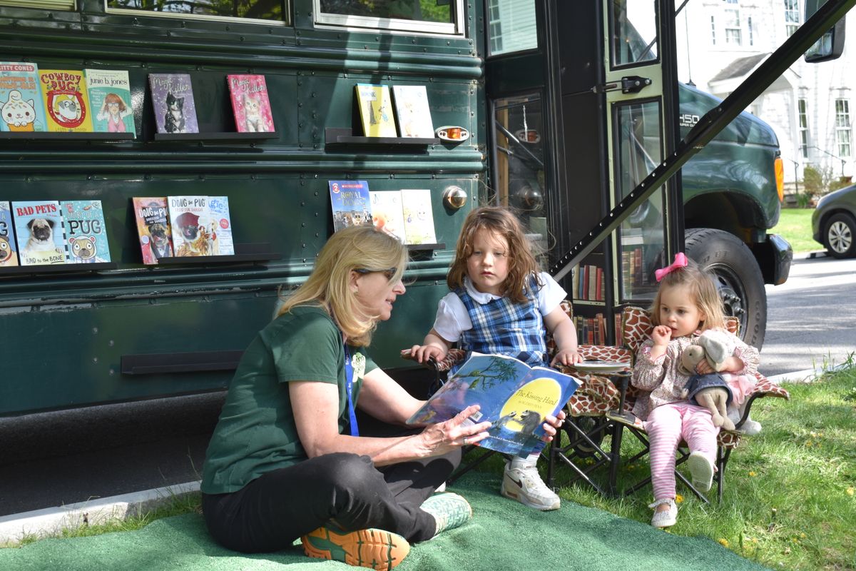 The Roving Clover brings books to children
