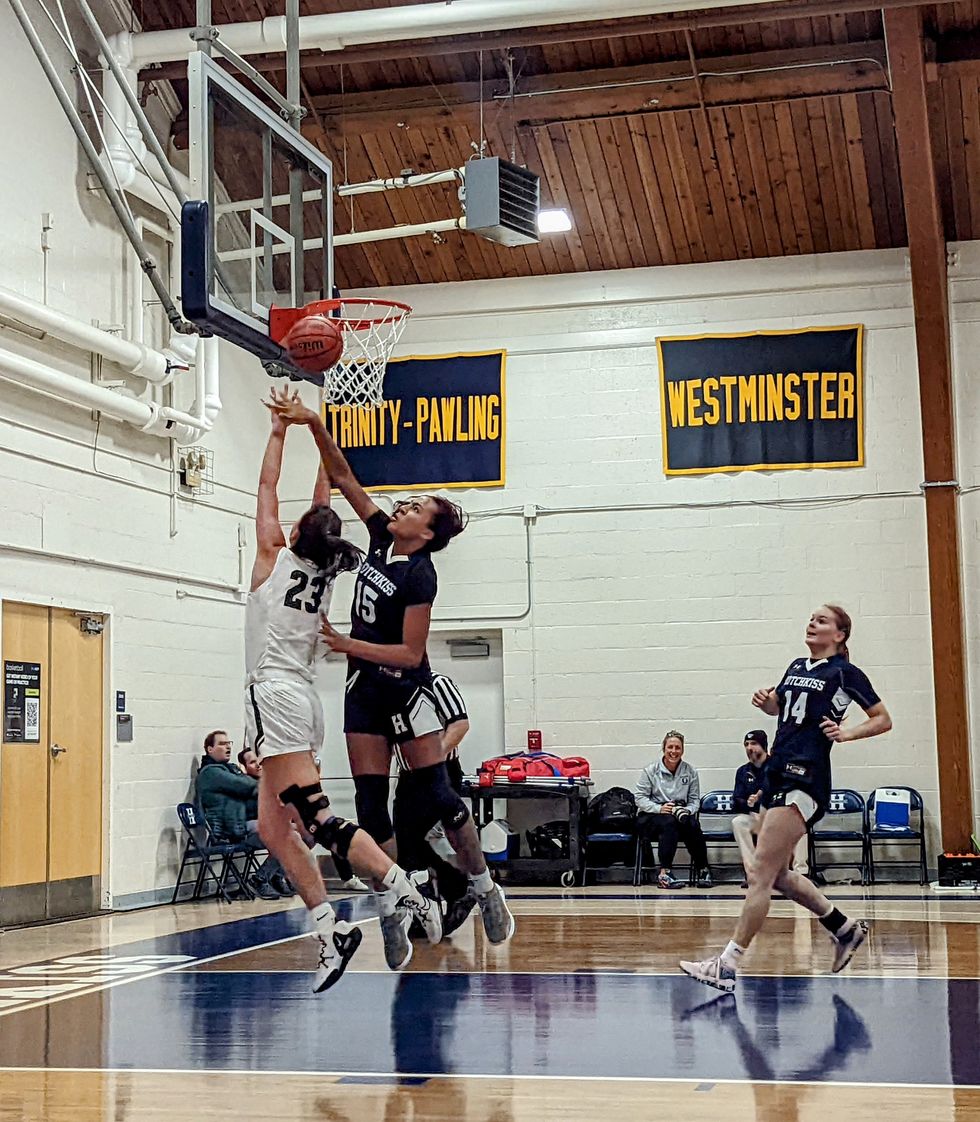 Hotchkiss girls make run in tourney