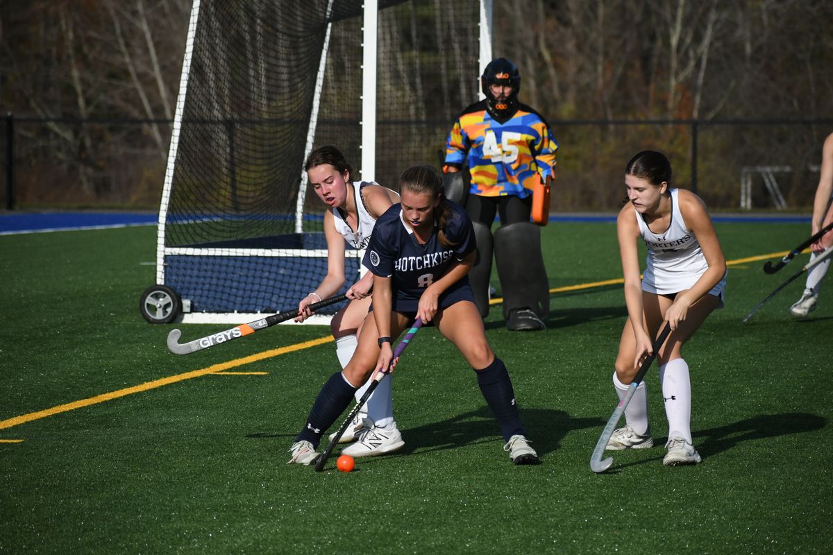 Hotchkiss field hockey keeps rolling