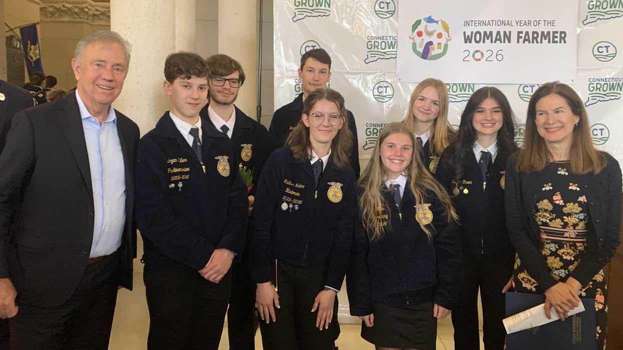 FFA students meet Gov. Lamont at Ag Day