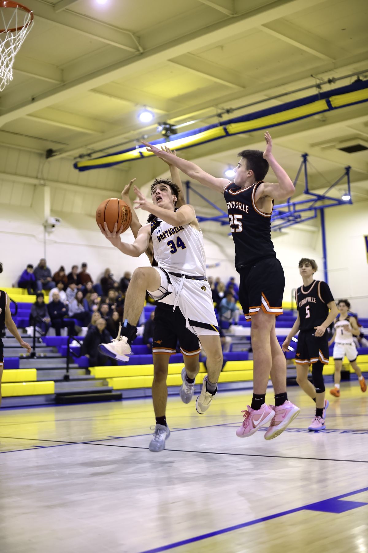 HVRHS boys drop to Terryville