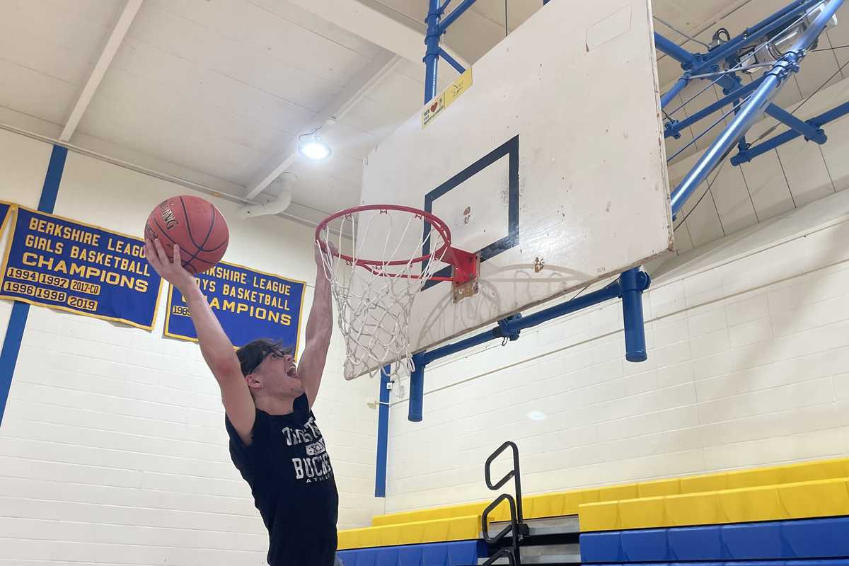 Summer basketball tips off 43rd season with growing numbers