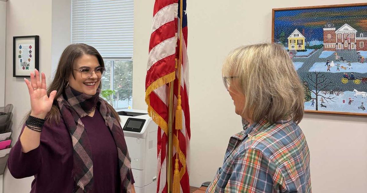 Swearing in Sharon’s town clerk