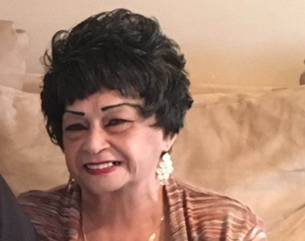 Gloria L. (Rivera) Coates