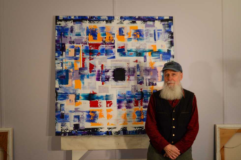 Abstract artist brings studio, gallery back to Millerton