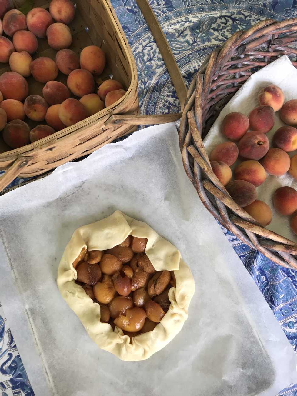 Summer Is the Time To Learn How To Make An Easy Pie Crust