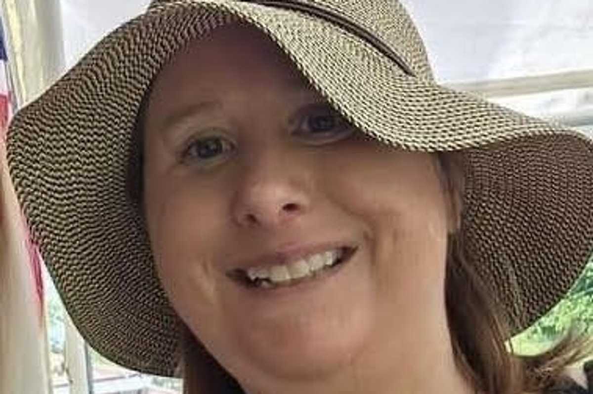 Lindsay Maria Waldron
