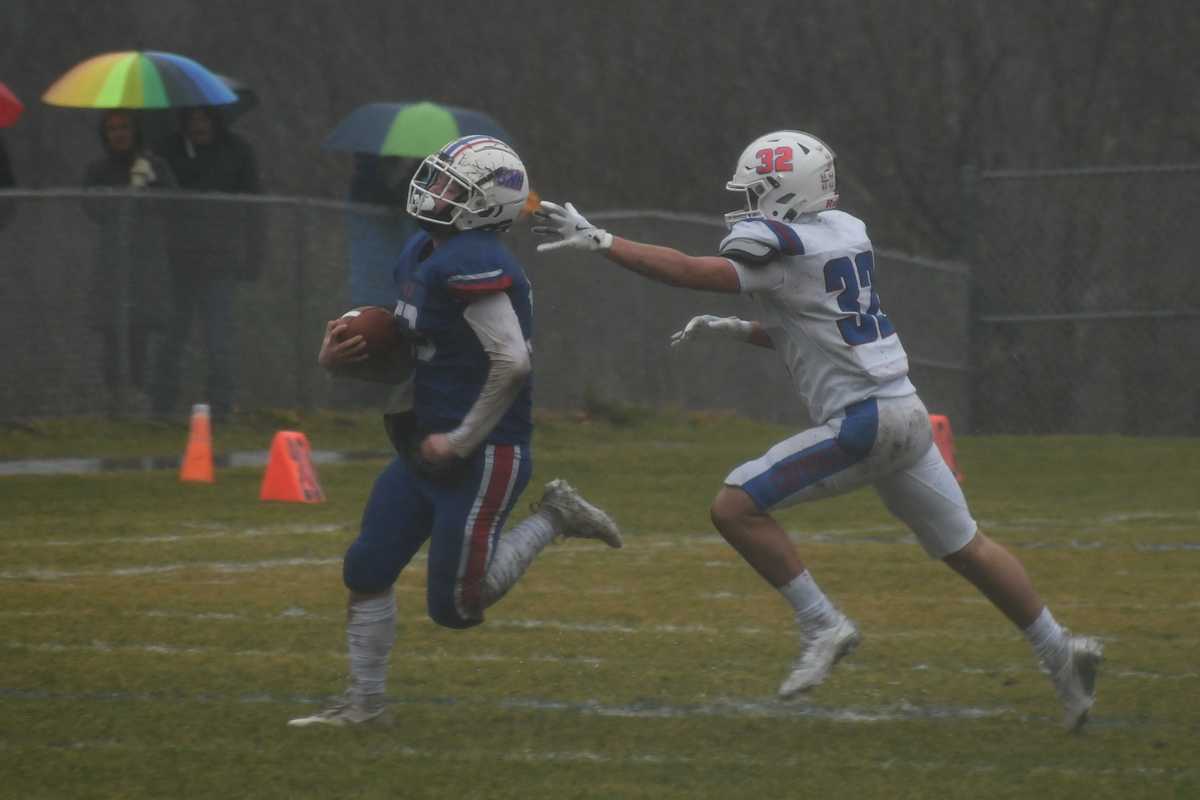 GNH wins Turkey Bowl