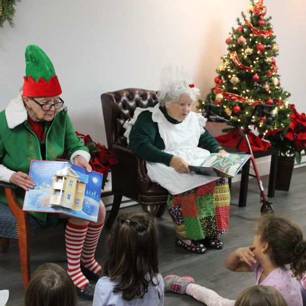 Mrs. Claus comes to Salisbury
