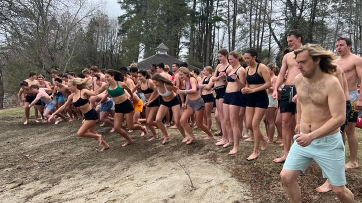 Polar plunge into Lakeville Lake