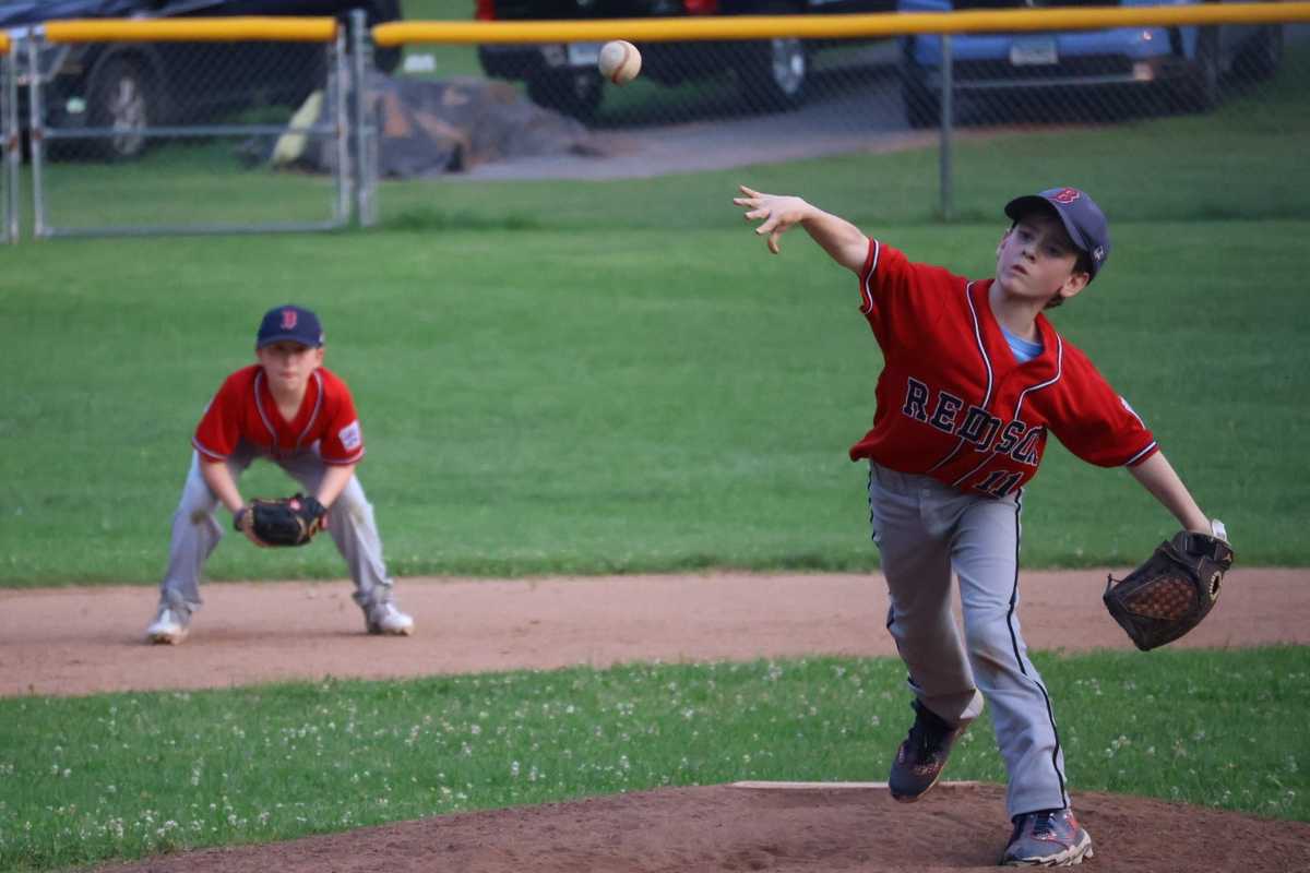 Red Sox end season with comeback win