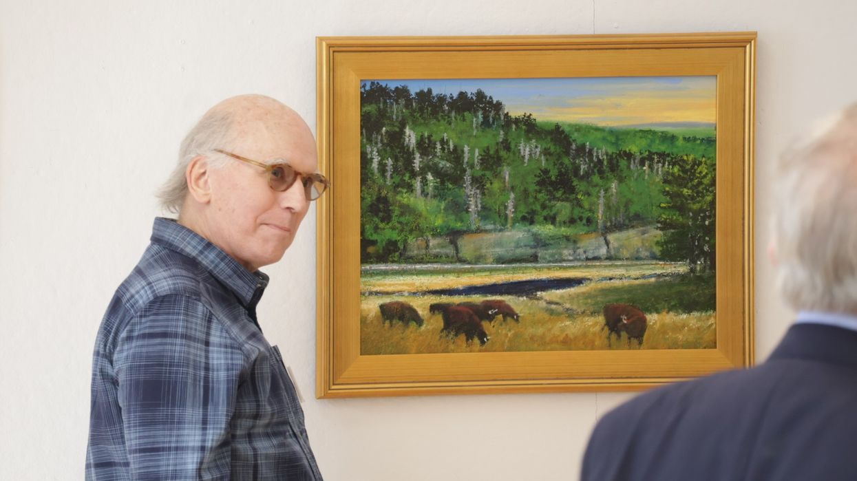 Two worlds: different perspectives in painting