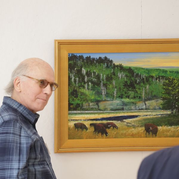 Two worlds: different perspectives in painting