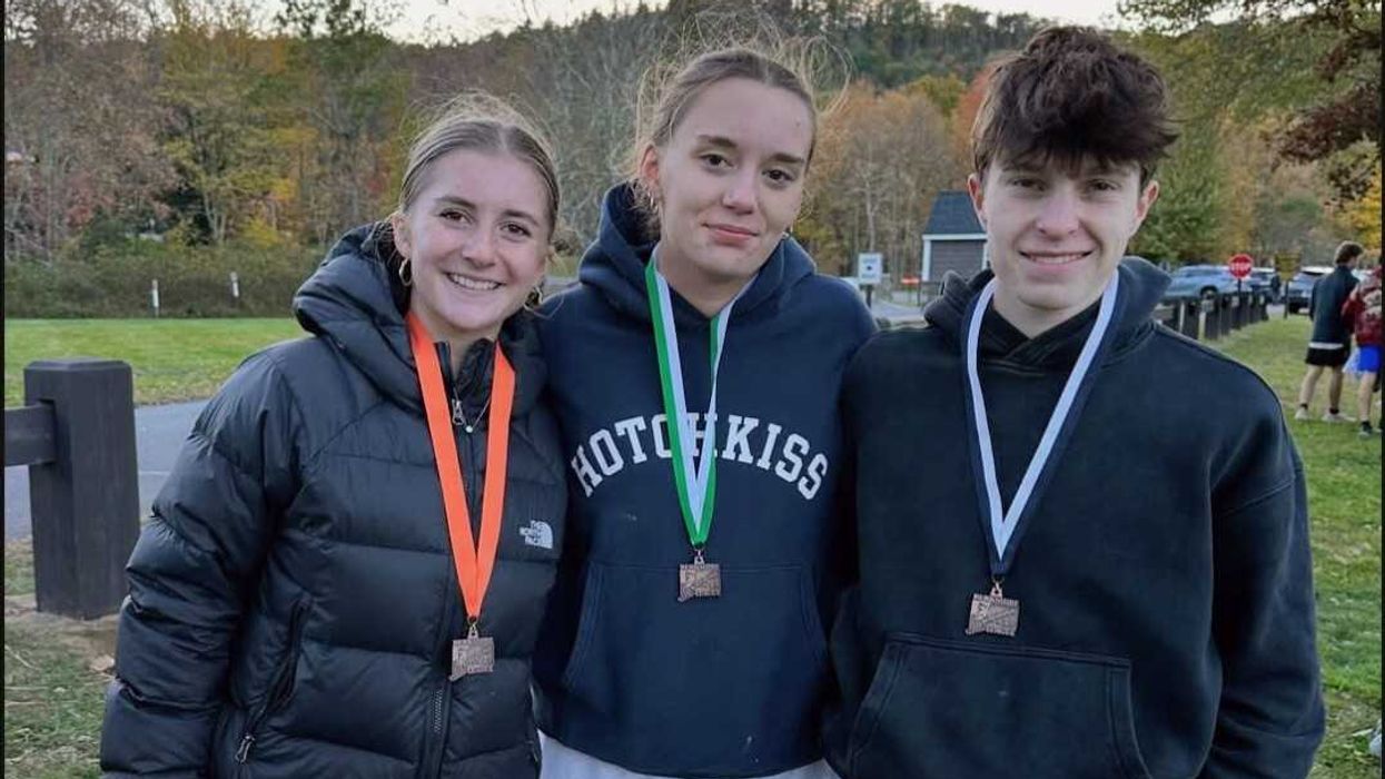 Runners medal at BL final