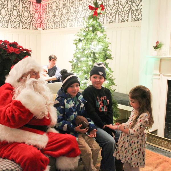 Salisbury spreads seasonal spirit