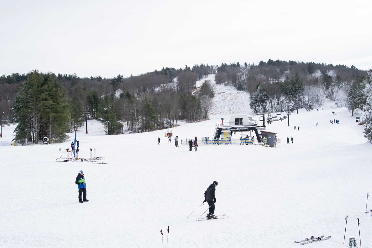 Mohawk ski area opens for season